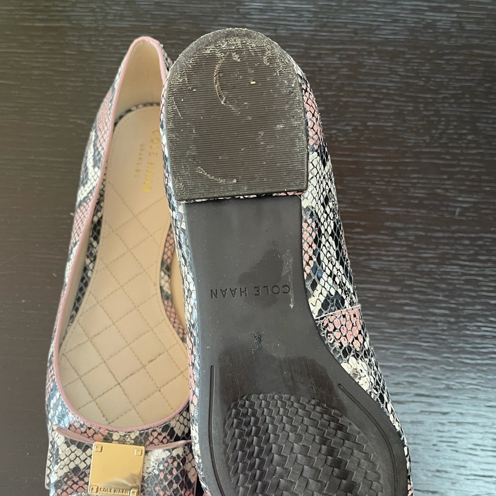 Cole Haan Tali Bow Flat In Misty Rose Snake Print - Picture 6 of 9